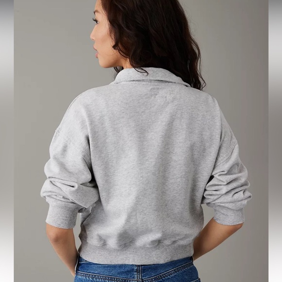 NWT American Eagle Outfitters AEO quarter-zip cropped sweatshirt - Picture 3 of 7